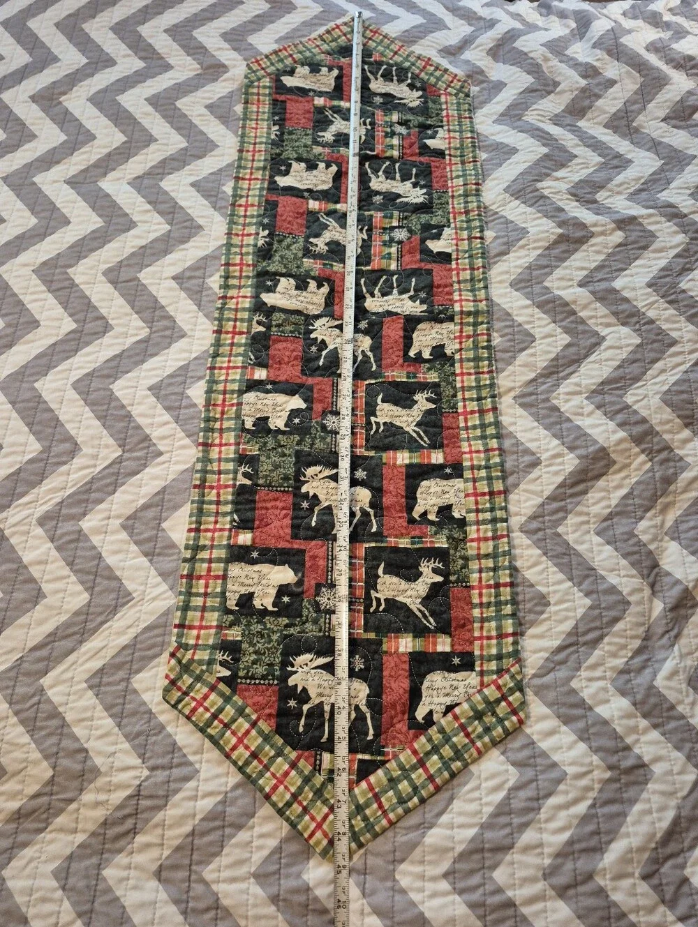 🌿5/$25 Quilted Christmas Wildlife Tablerunner